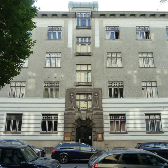 Südtirolerstraße 16