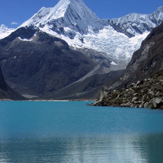 Lake Parón
