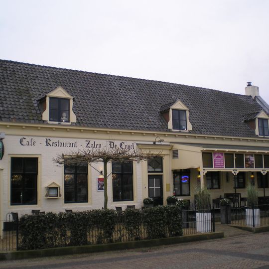 Burgemeester Wallerweg 2, Houten