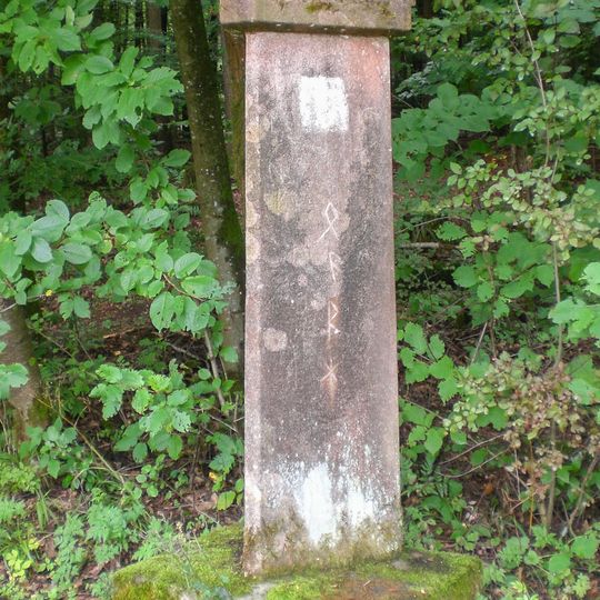 Forstreviergrenzstein Fischbach, Brunn und Laufamholz