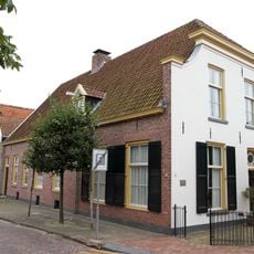 Marktstraat 4, Borne