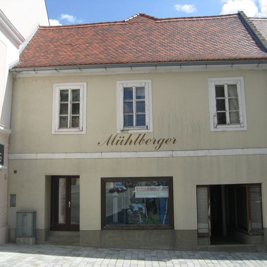Retz Stadt Haus Hauptplatz 12