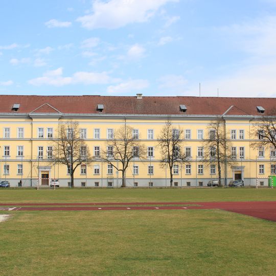 Wohnhaus, Ehem. Landwehrkaserne