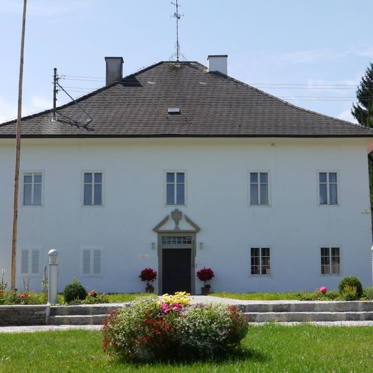 Pfarrhof mit Waschküche