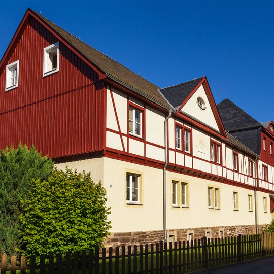 Reihenhäuser Münzbachtal 33; 35; 37