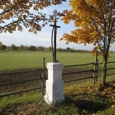 Kříž severně od Srbic