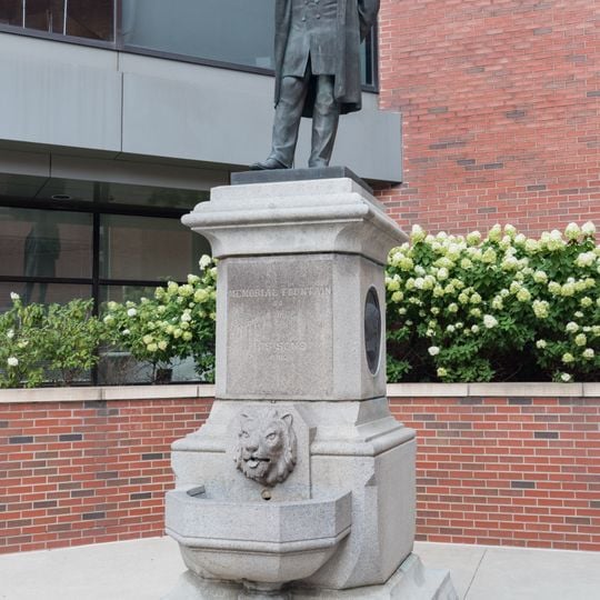 Dr. Samuel Mitchel Smith and Sons Memorial Fountain