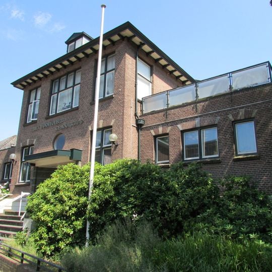 Hilversumsche Bad- en Zweminrichting