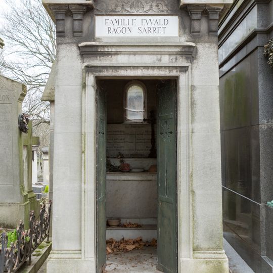 Grave of Ewald-Ragon-Sarret