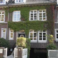 Wohnhaus Gravelottestraße 103