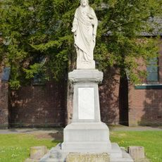 Statue of Sacred Heart of Jesus Christ