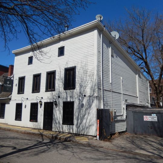 126-134, rue Saint-François-Xavier