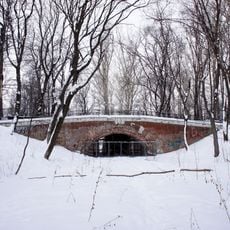 Садовый мостик малый (гротескный) (Якиманка)