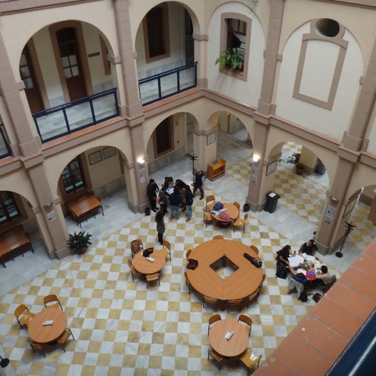 Facultad de Filosofía y Letras - Anexo