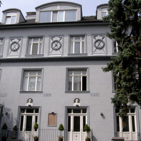 Nájomný dom so záhradou