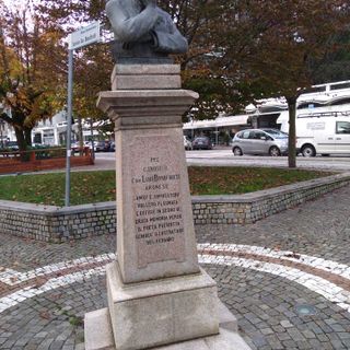 Bust of Luigi Boniforti
