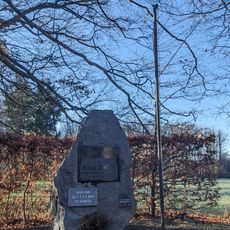 Les Stépennes (265m)
