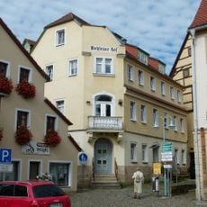 Former hotel, today residential building in open development, with restaurant Markt 3