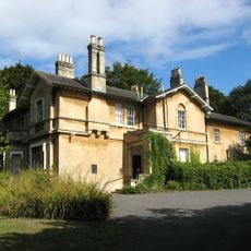 Fairfield House