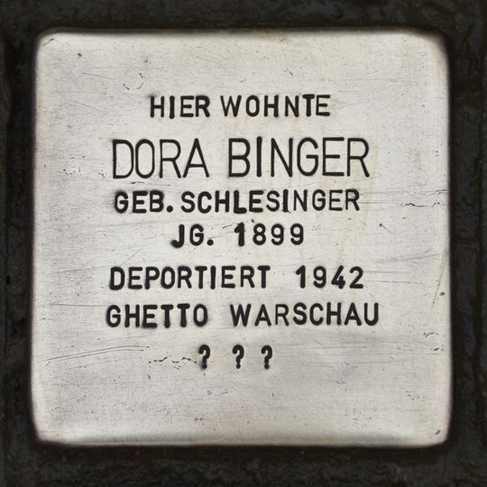 Stolperstein à la mémoire de Dora Binger