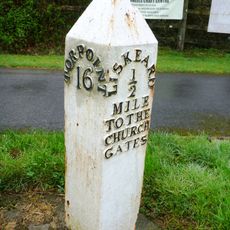 Milestone On A390 At Maudlin (Ngr Sx2613264087)
