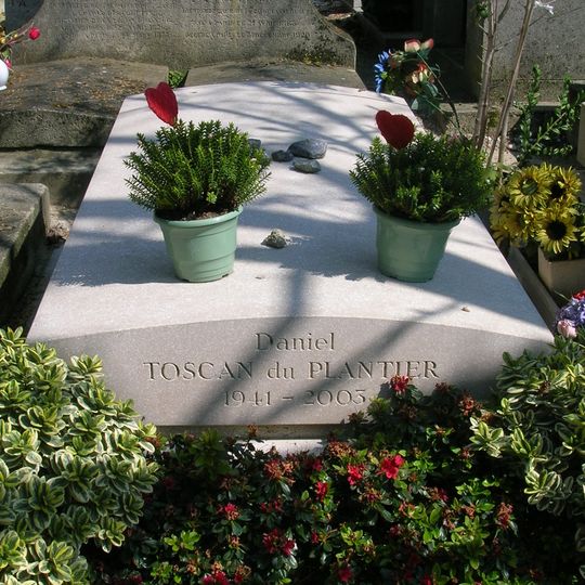 Grave of Toscan du Plantier
