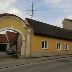 Brána usedlosti čp. 193