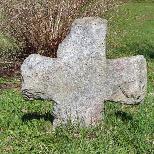 Penitence cross by the church in Mnichov