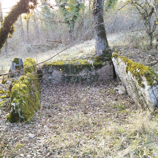 Dolmen de Combemousseuse