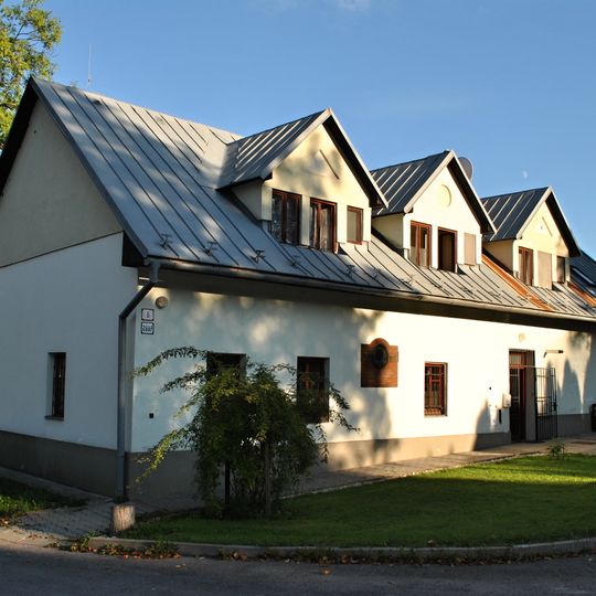 Kostol Narodenia Panny Márie, fara