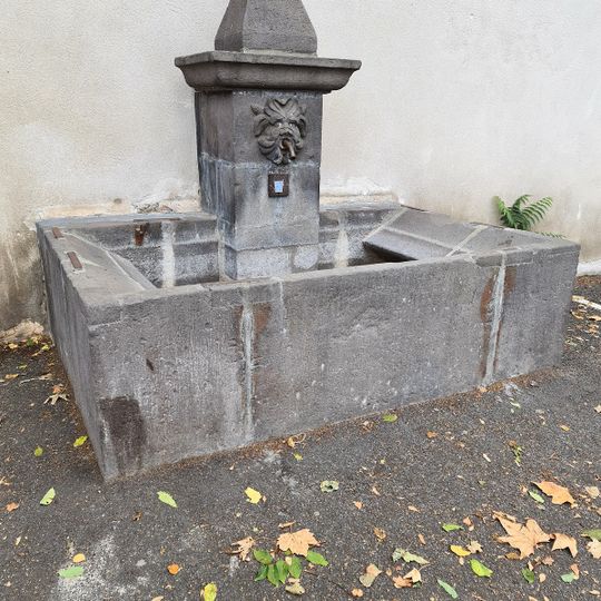Fonte de São Jorge / dos três moinhos