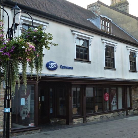 5, Brentgovel Street