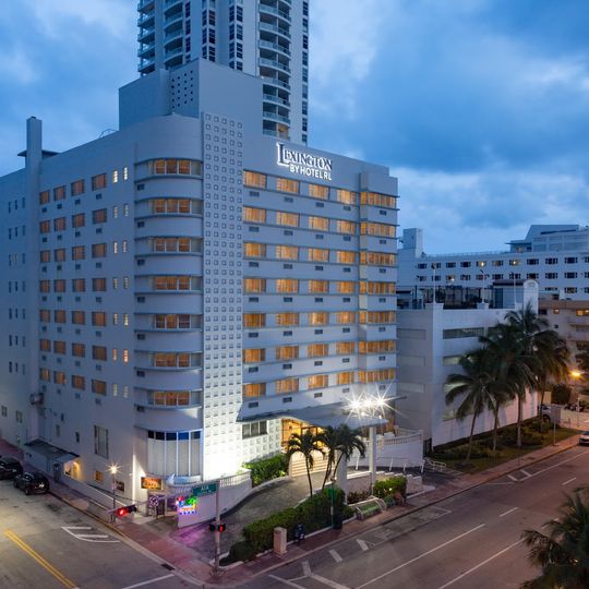 Lexington by Hotel RL