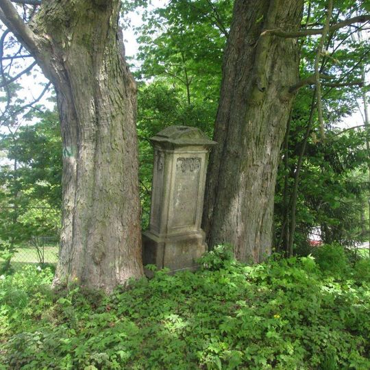 Kříž východně od Vidžína