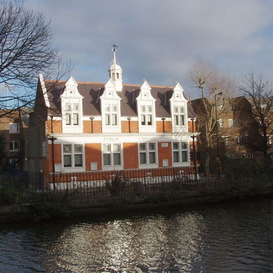 Queen's Park Library