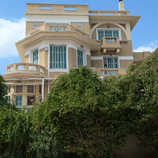 Varvaresou building, Selinia