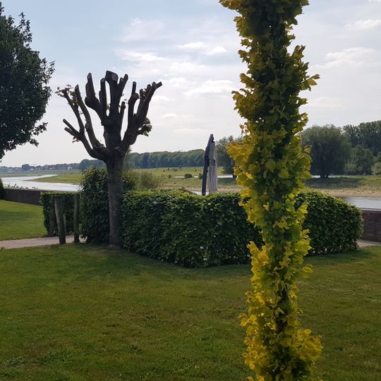 Belgium-Netherlands boundary stone no. 107N