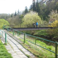 Lávka přes Rakovnický potok v Křivoklátě proti čp. 95