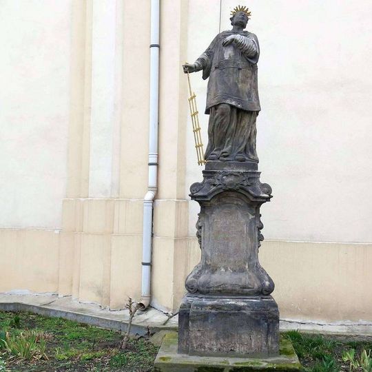 Socha svatého Vavřince u kostela svatého Václava v Lovosicích