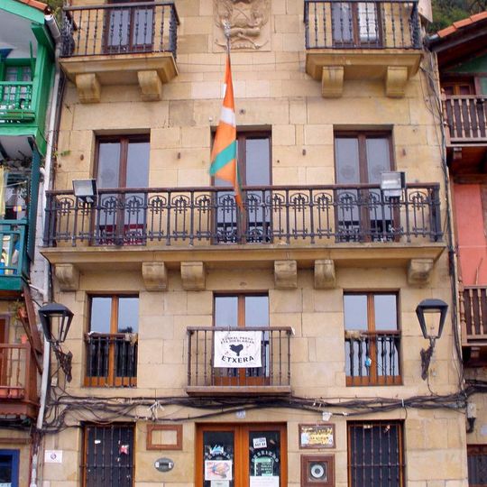 Casa consistorial de Pasajes