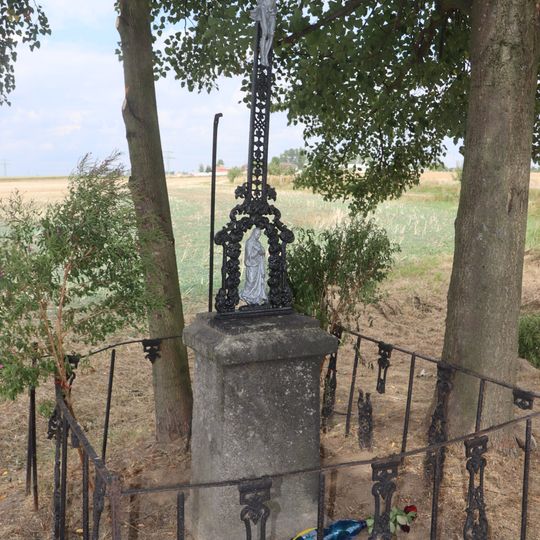 Kříž u cesty jižně od Stříteže