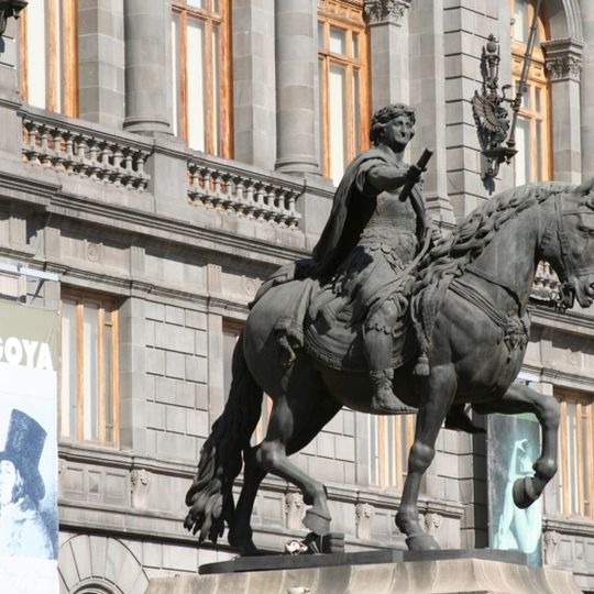 Statua equestre di Carlo IV