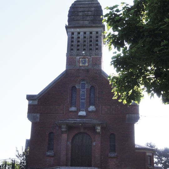 Église Saint-Amand de Neuville-Saint-Amand