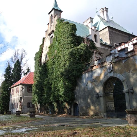 Líšno Castle