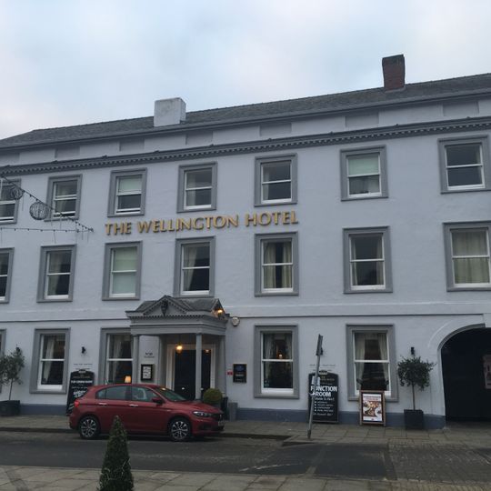 Wellington Hotel including rear wings