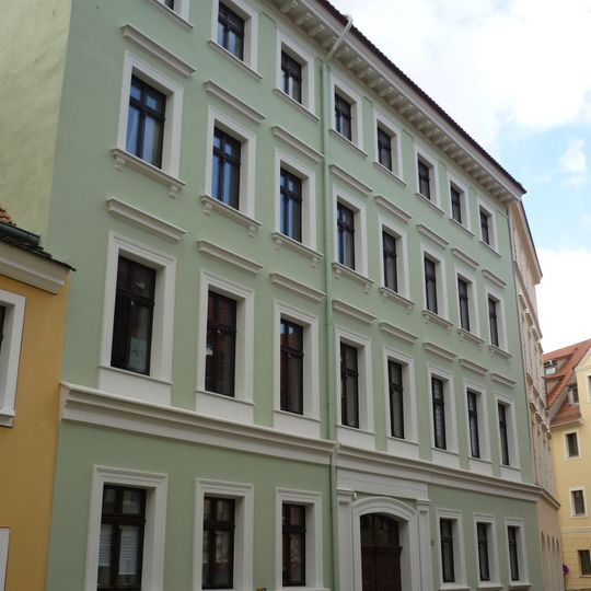 Mietshaus in geschlossener Bebauung Steinweg 22