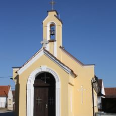 Chapel and fire station in Hrutov