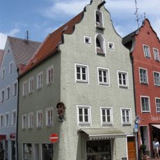 Ehemalige Hufschmiede, jetzt Wohn- und Geschäftshaus