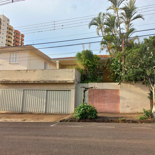 Imóvel à Rua Jesuíno de Arruda, nº 2347