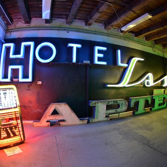 Neon Muzeum